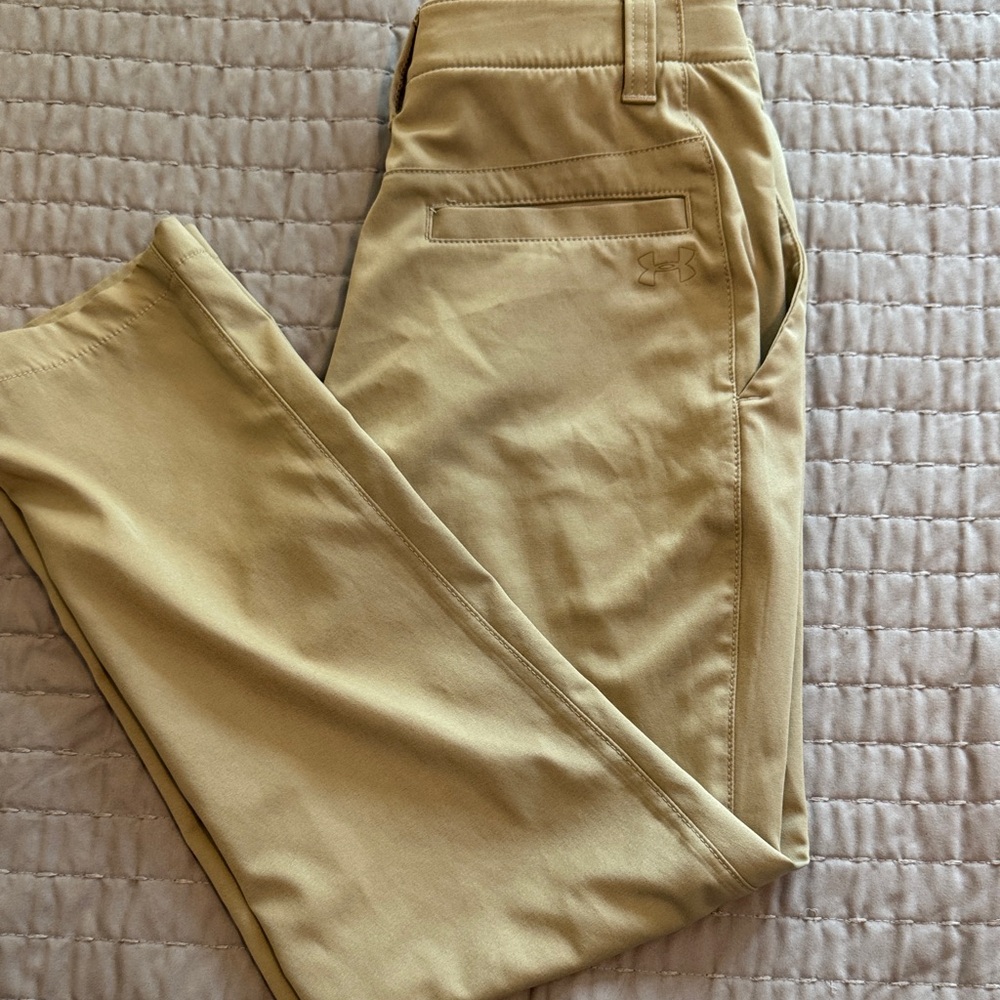 Under Armour Boy’s Khaki Chinos Size 10